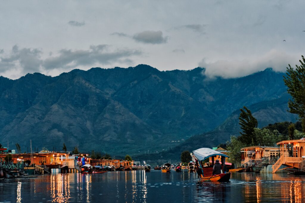best time for kashmir tour